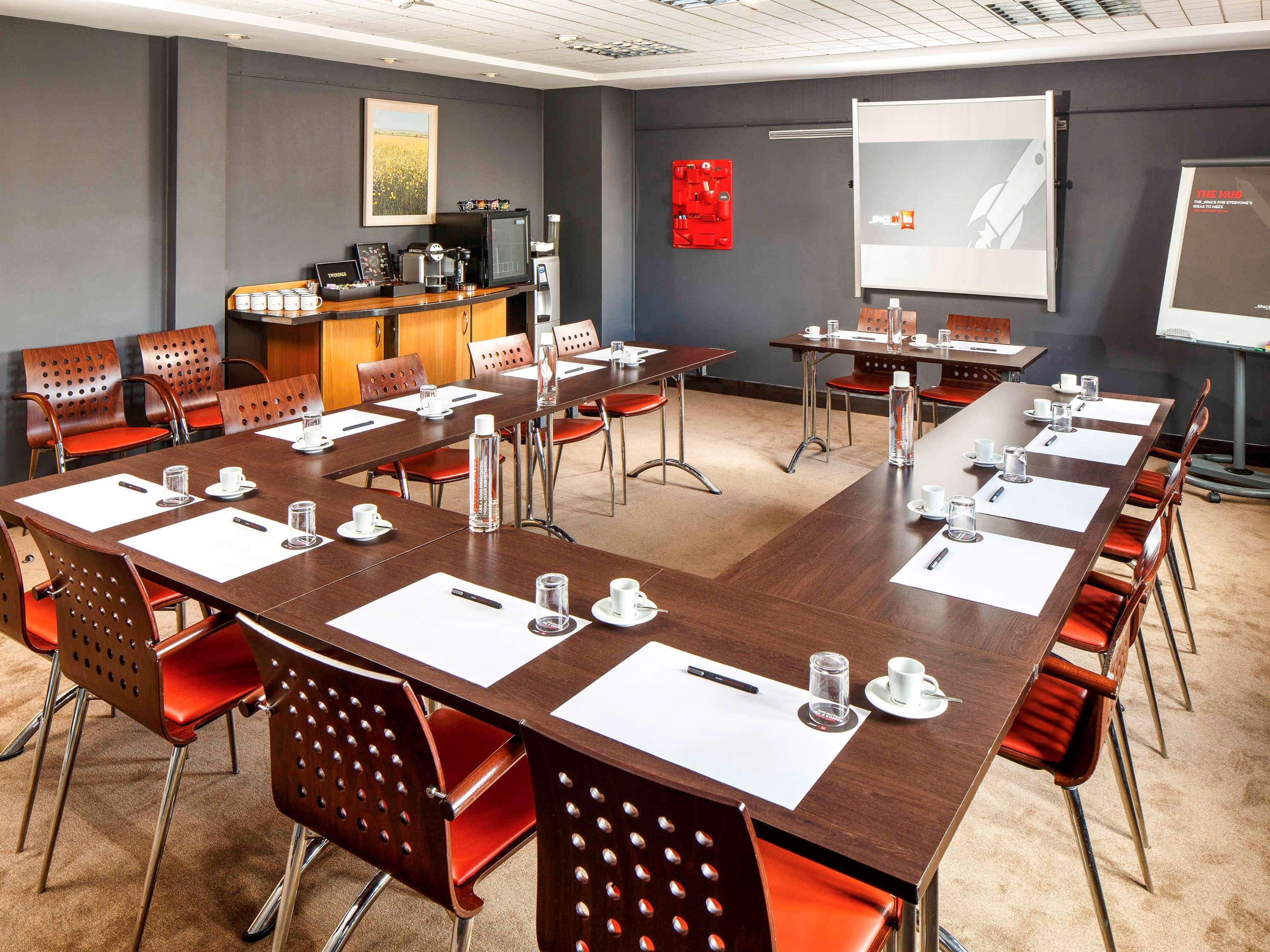 Hotel Ibis Wellingborough Exteriér fotografie
