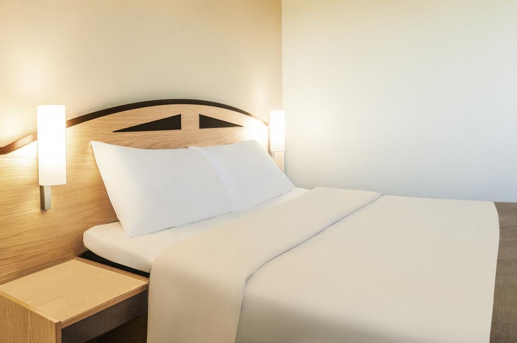 Hotel Ibis Wellingborough Exteriér fotografie